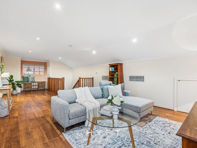 10 Gateshead Loop, Mindarie WA 6030