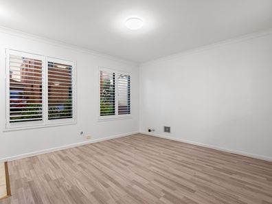 8 Lockwood Court, Bicton WA 6157