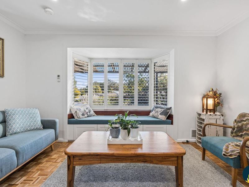 8 Reeves Court, Kelmscott WA 6111