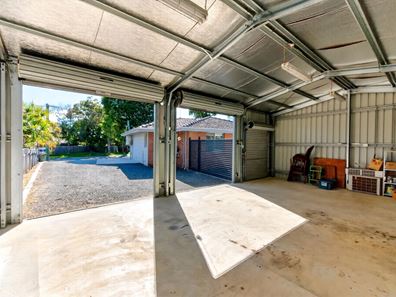 6 Guava Court, Forrestfield WA 6058