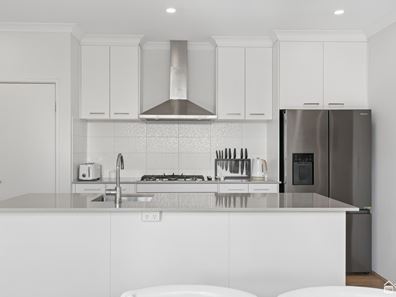 4 Vivacity Street, Hilbert WA 6112