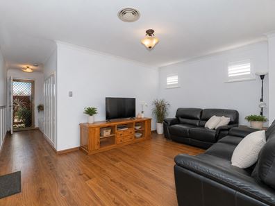 9/93 Owtram Road, Armadale WA 6112
