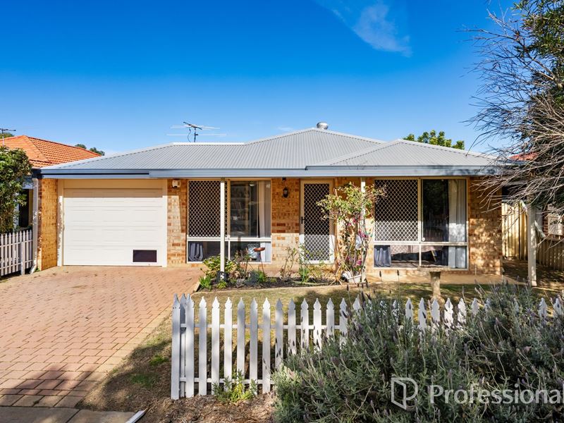 43 Mends Way, Waikiki WA 6169