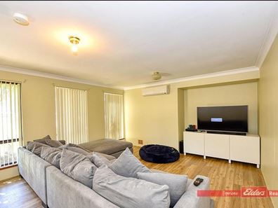 5 Skottowe Parkway, Parmelia WA 6167