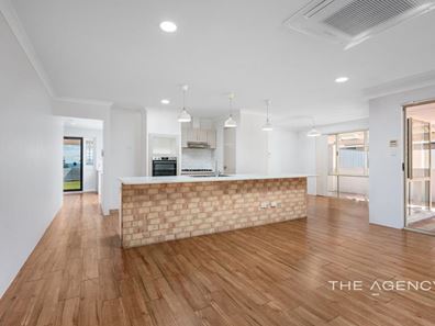 5 Seaview Boulevard, Wandina WA 6530