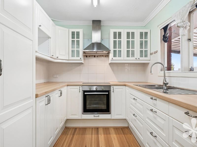 43 Galliers Avenue, Armadale WA 6112