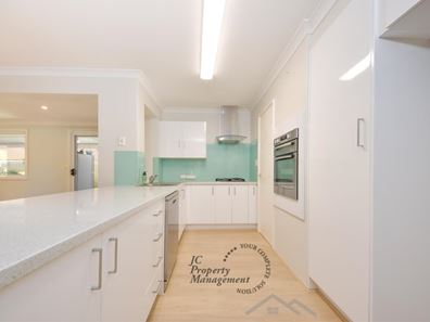7 Baltic Mews, Waikiki WA 6169