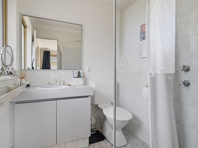 19 Sennet Lane, Warnbro WA 6169