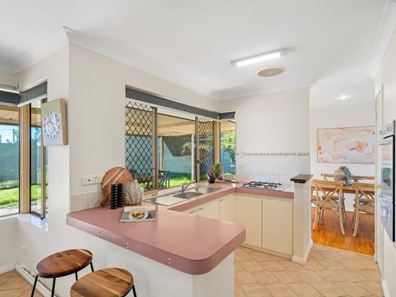 67 Goongarrie Drive, Waikiki WA 6169