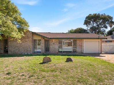 67 Goongarrie Drive, Waikiki WA 6169