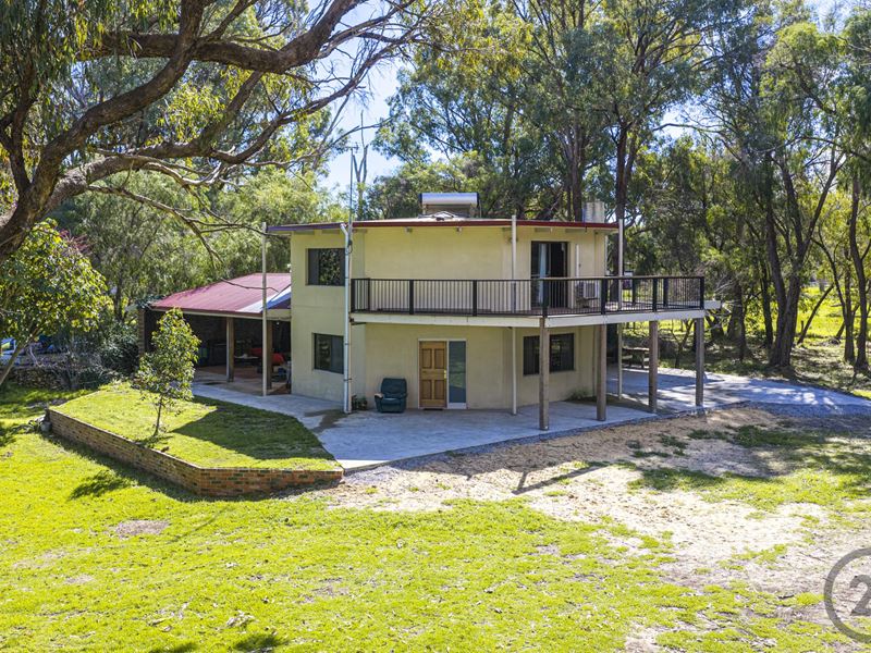 74 Newnham Road, Lake Clifton WA 6215