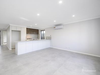 29/11 Bakana Loop, Landsdale WA 6065