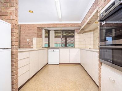 28 Pearson Street, Mount Tarcoola WA 6530