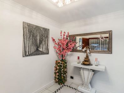 3 Brolga Grove, Seville Grove WA 6112
