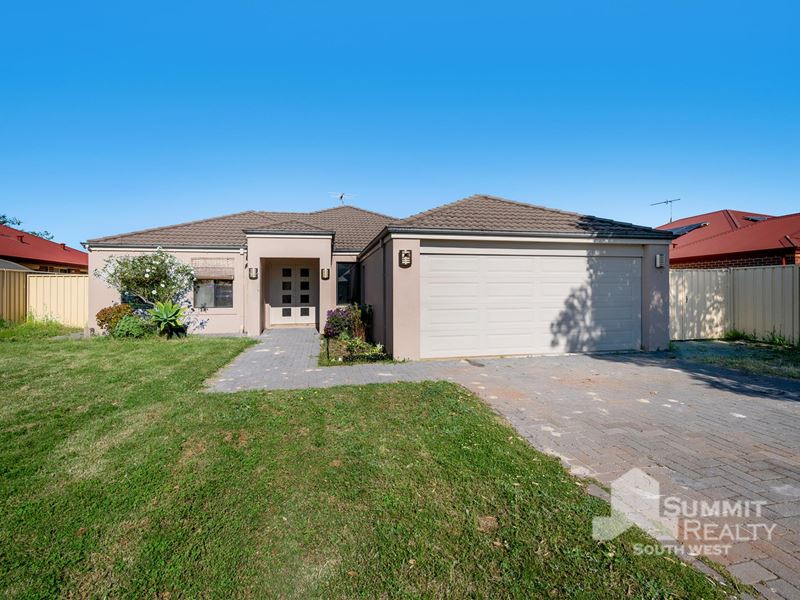 111 Leschenault Parade, Australind