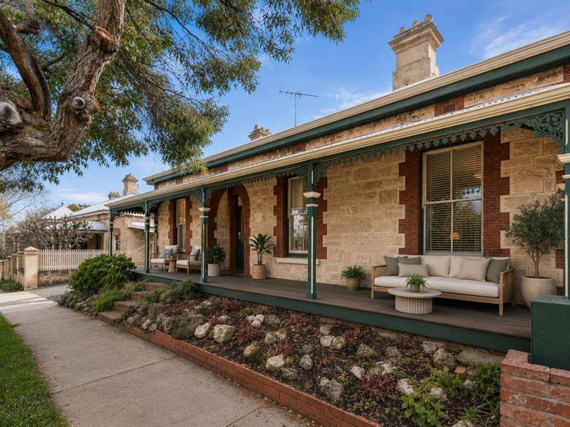 4 Barnett Street, Fremantle WA 6160