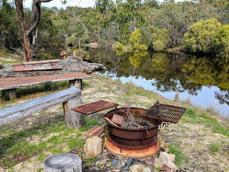 222 Nabaroo Road, Cowalla, Gingin