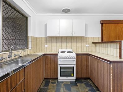 101 Segrave Street, Gwelup WA 6018