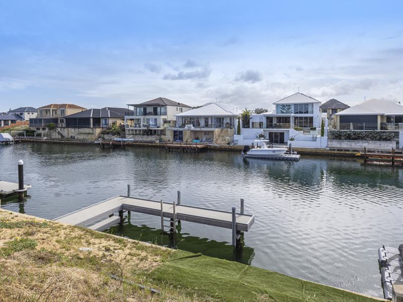 48 Sandpiper Island Retreat, Wannanup WA 6210