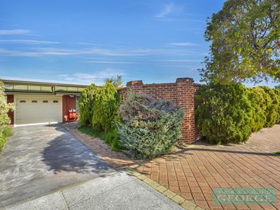 38 Aintree Street, Hamersley WA 6022