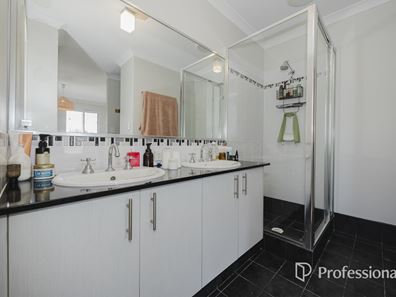 43 Viridis Street, Yanchep WA 6035