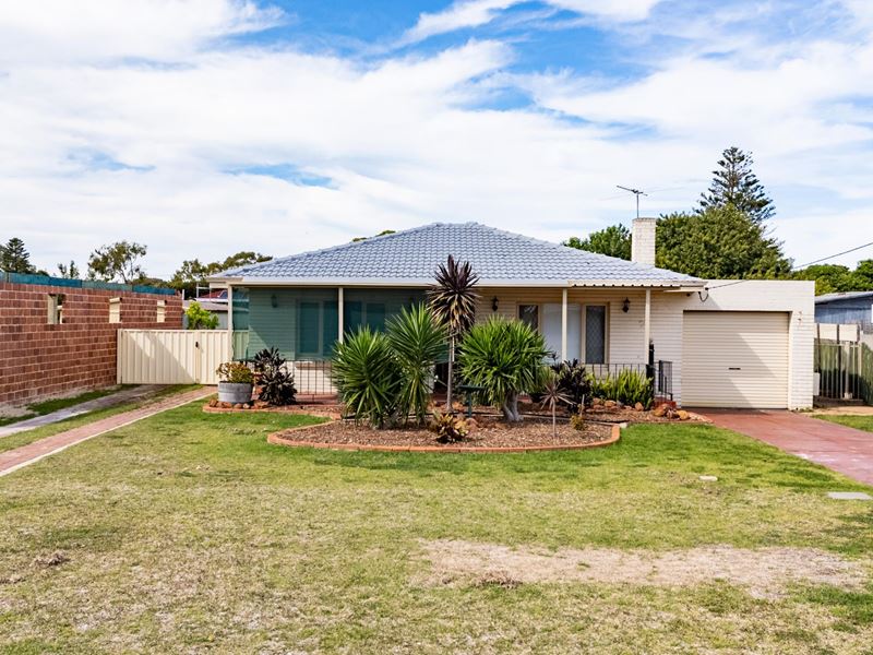 9 Hodges Street, Shoalwater WA 6169