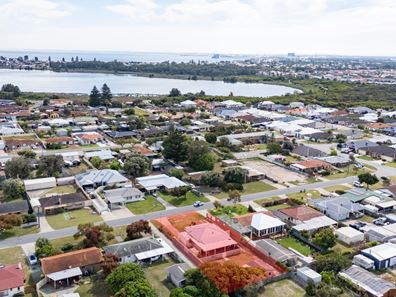 9 Hodges Street, Shoalwater WA 6169