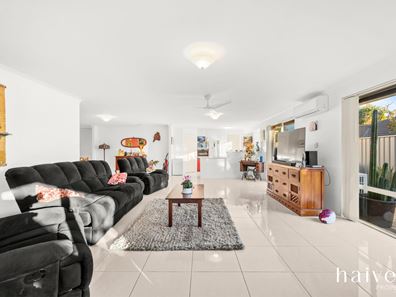 6 Taunton Mews, Leda WA 6170