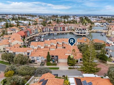 2/69 Westview Parade, Wannanup WA 6210