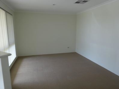 8 Viking Lane, Wandina WA 6530