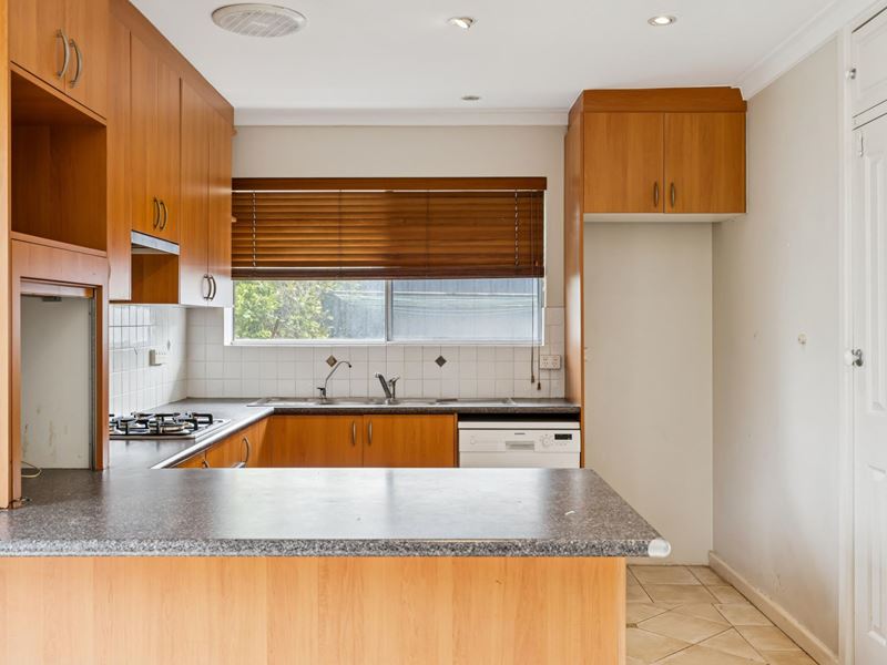 47 Cook Avenue, Hillarys