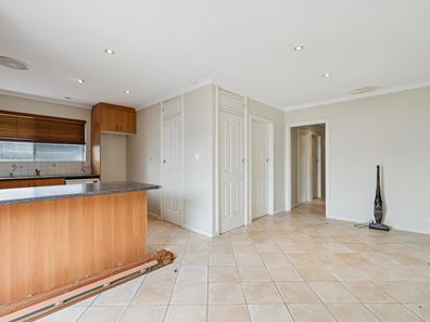 47 Cook Avenue, Hillarys WA 6025