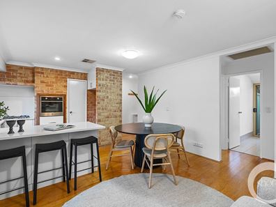 2/42 Colin Road, Scarborough WA 6019