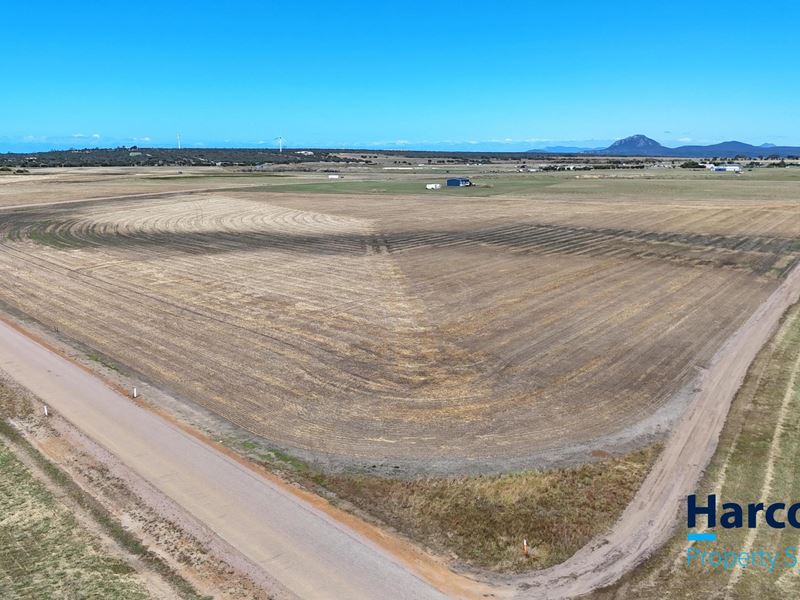 110 Acacia Drive, Hopetoun WA 6348