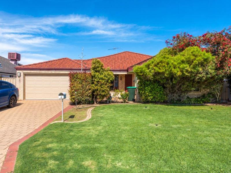 4 Georgina Road, Port Kennedy WA 6172