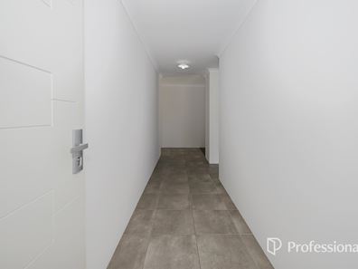 37 Serenade Corner, The Vines WA 6069