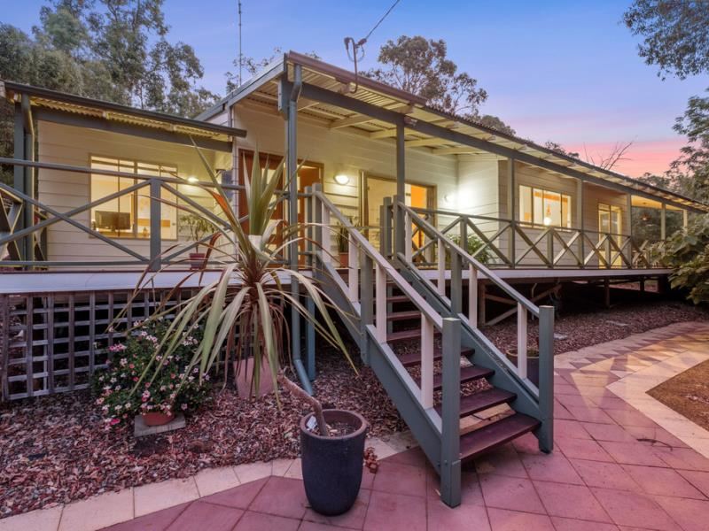 18 Casino Road Glen Forrest 18 Casino Road Glen Forrest