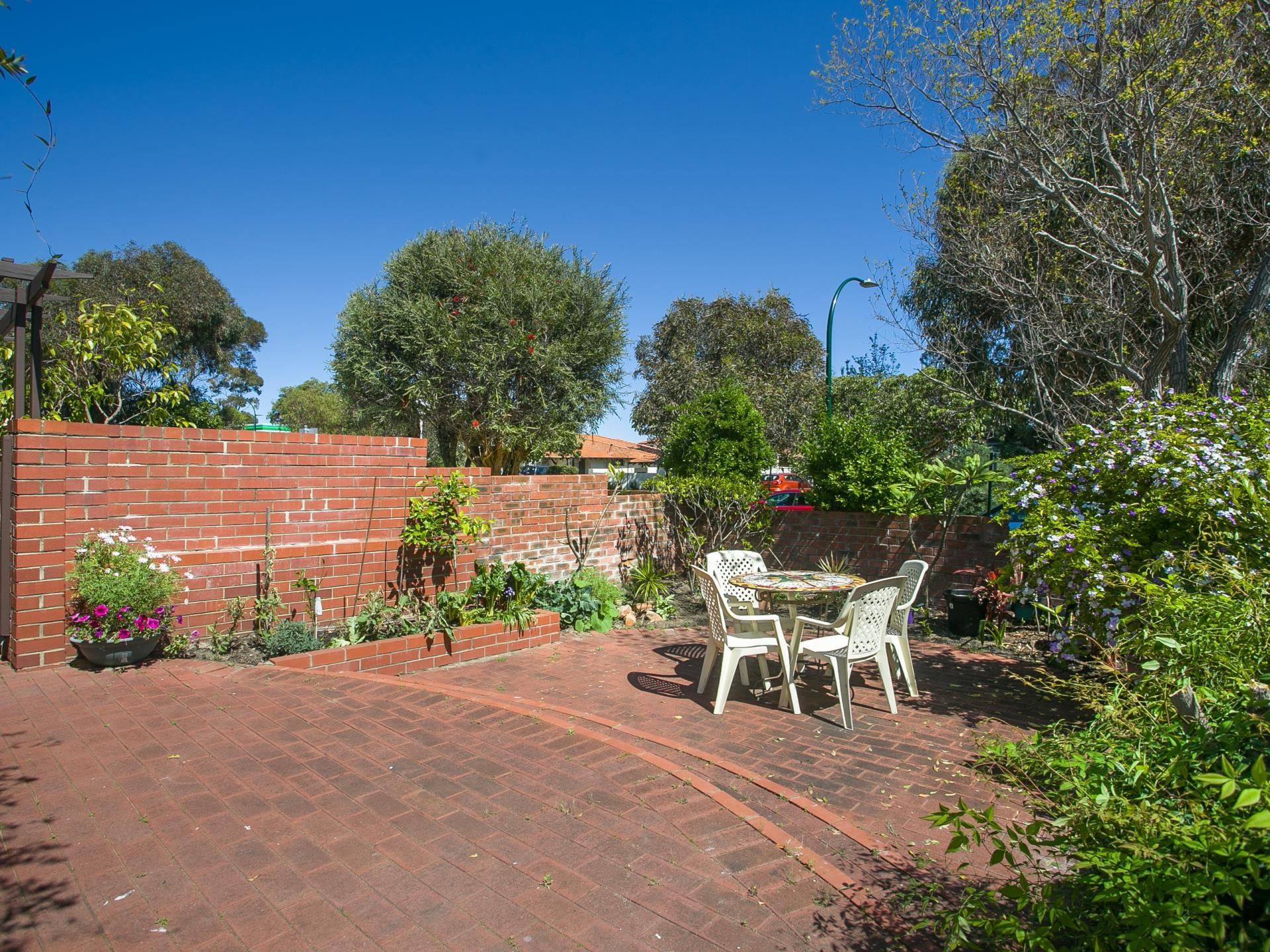 1 26 Broome Street Nedlands Wa 6009 Sold 07 Feb 2020