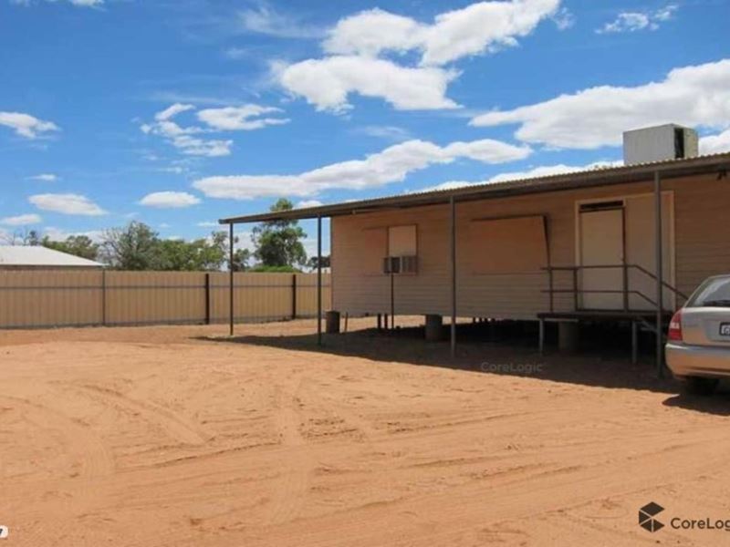 79 Laurie  street, Mount Magnet WA 6638