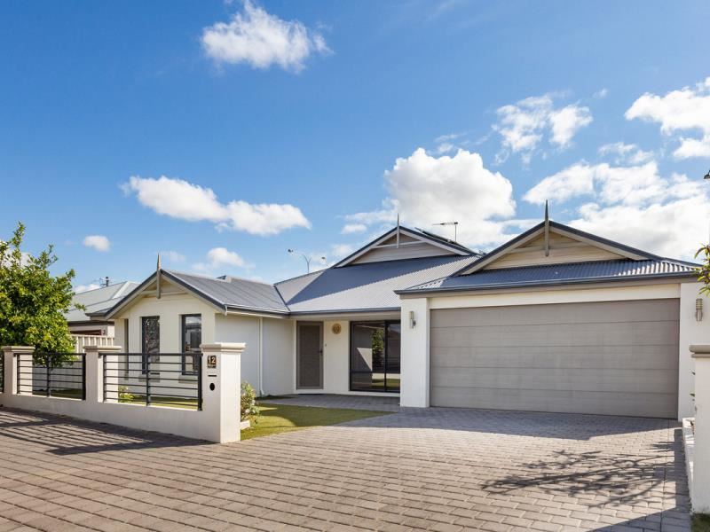 12 Bonnard Crescent, Ashby