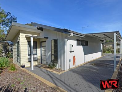 Unit 2, 18 Queen Street, Little Grove WA 6330