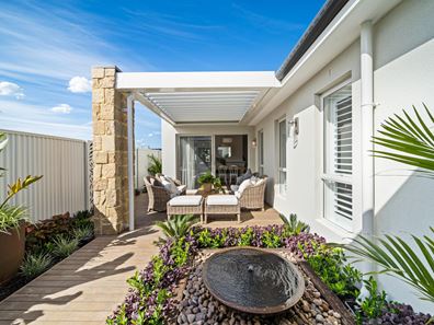 132 Midsummer Avenue, Jindalee WA 6036