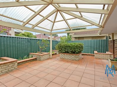 4/170 Salvado Road, Wembley WA 6014