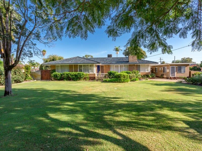 25 Ovens Road, Thornlie WA 6108