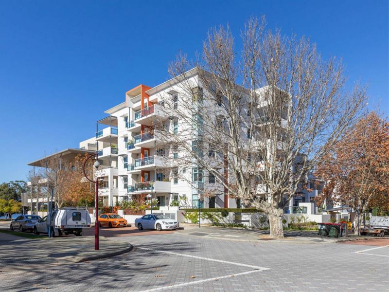 19/1 Henry Lawson Walk, East Perth