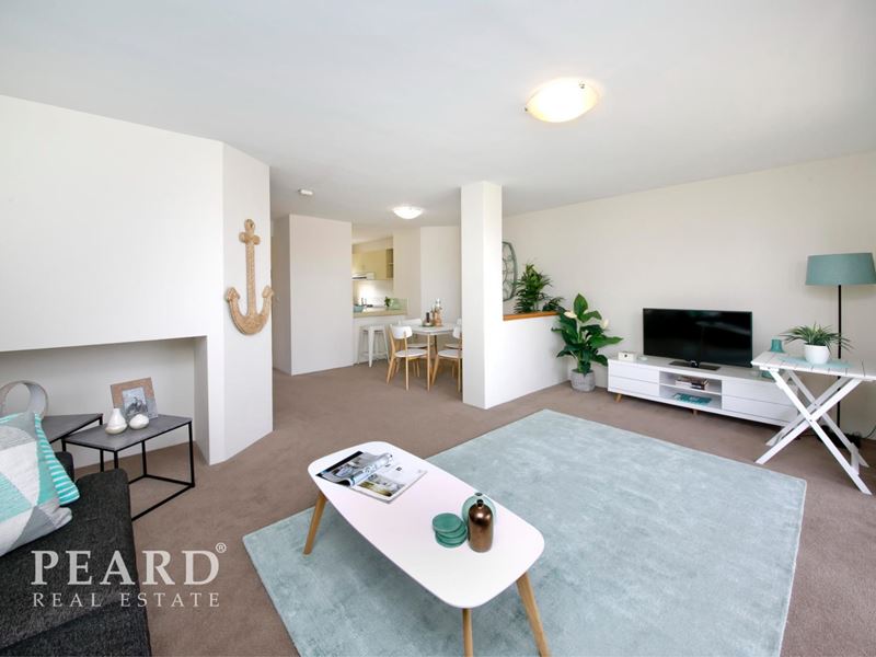 4/260 West Coast Highway, Scarborough