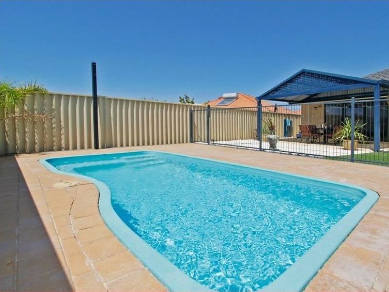 35 Shropshire Cres, Butler
