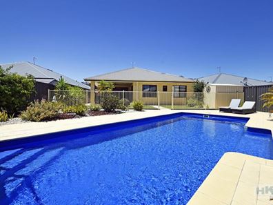 24 Courbette Way, The Vines WA 6069
