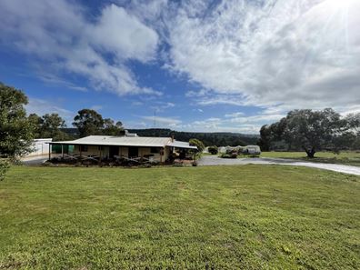 28 FORREST HILLS PARADE, Bindoon WA 6502