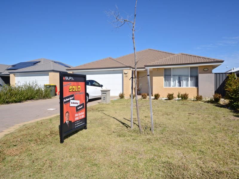 68 Leschenault Loop, Banksia Grove WA 6031